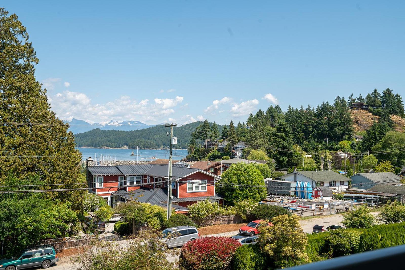 Gibsons Landing Inn Exterior foto