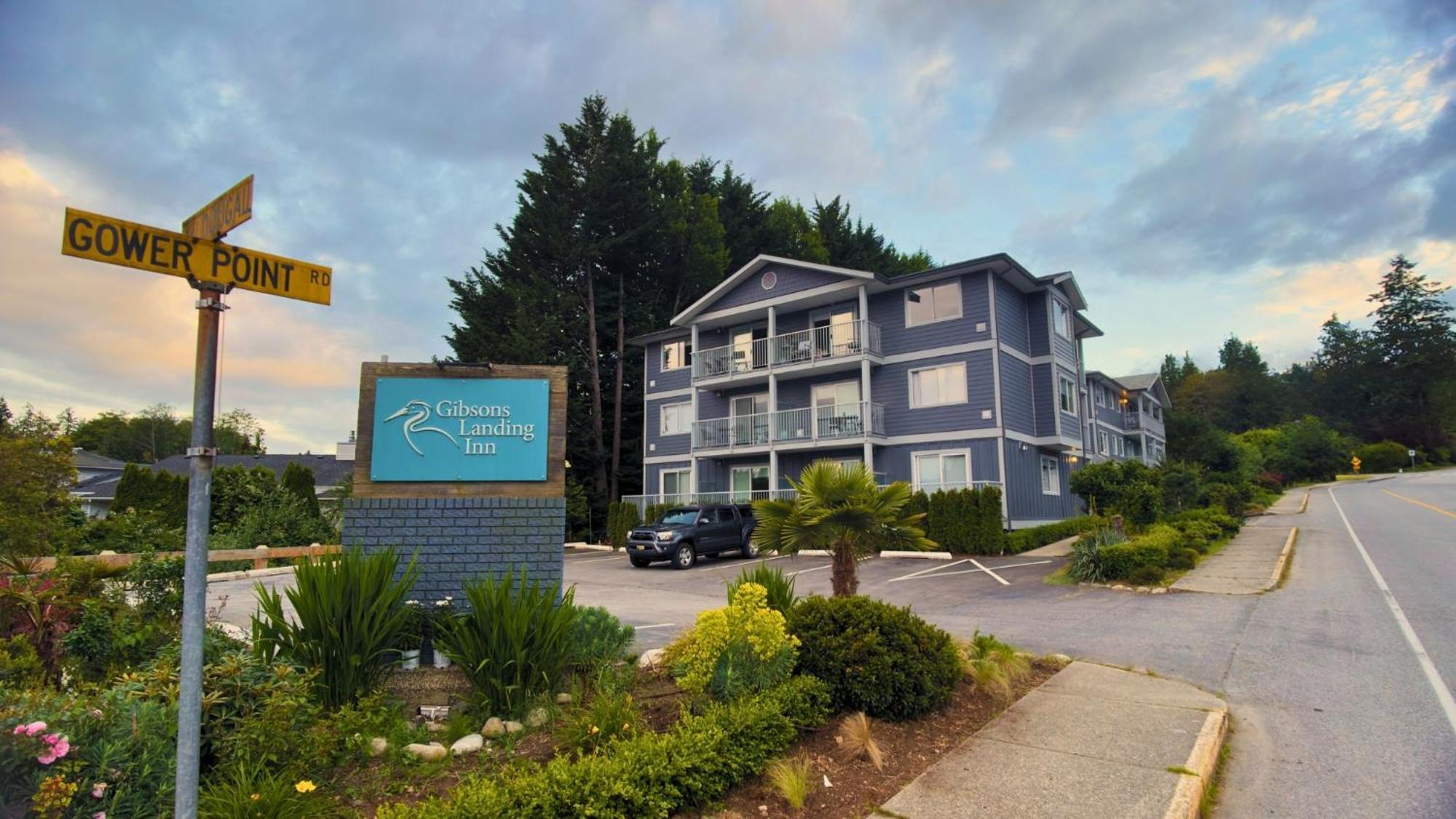 Gibsons Landing Inn Exterior foto